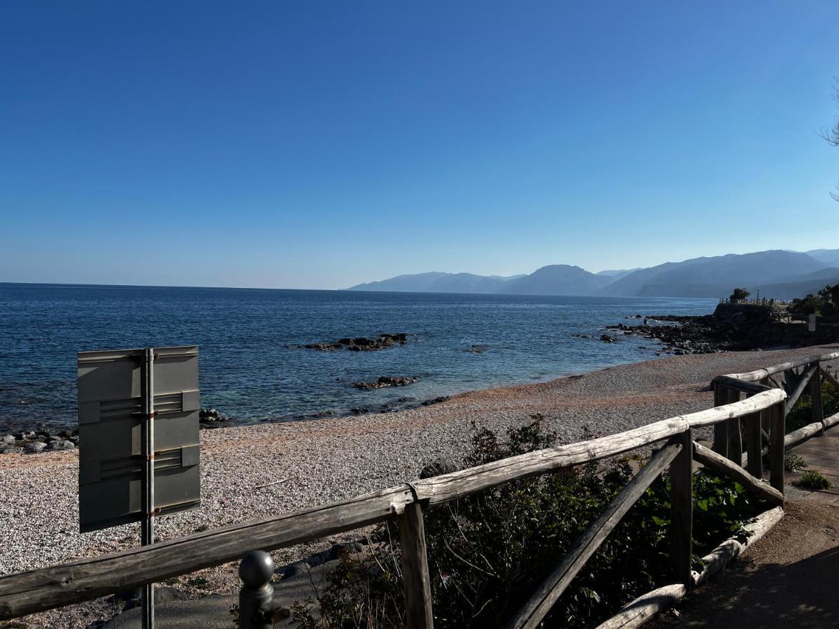 Apartmán Fronte Mare Cala Gonone Exteriér fotografie