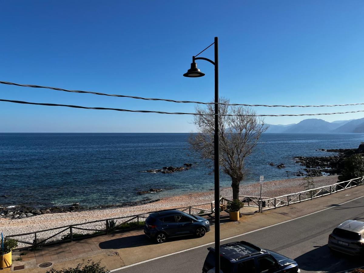 Apartmán Fronte Mare Cala Gonone Exteriér fotografie